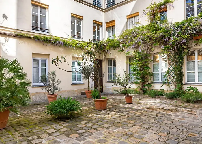 Guestready - Superb Haven Of Peace In Marais Paris